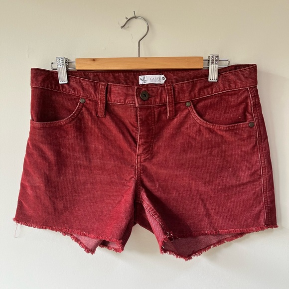 Carve Designs Pants - Carve Designs Maroon Oahu 4-Inch Inseam Corduroy Women's Shorts, Size 6
